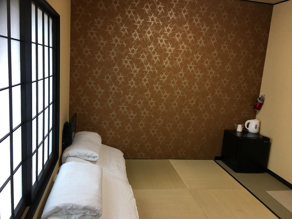 Kyu Kyu Hotel Tokio Buitenkant foto
